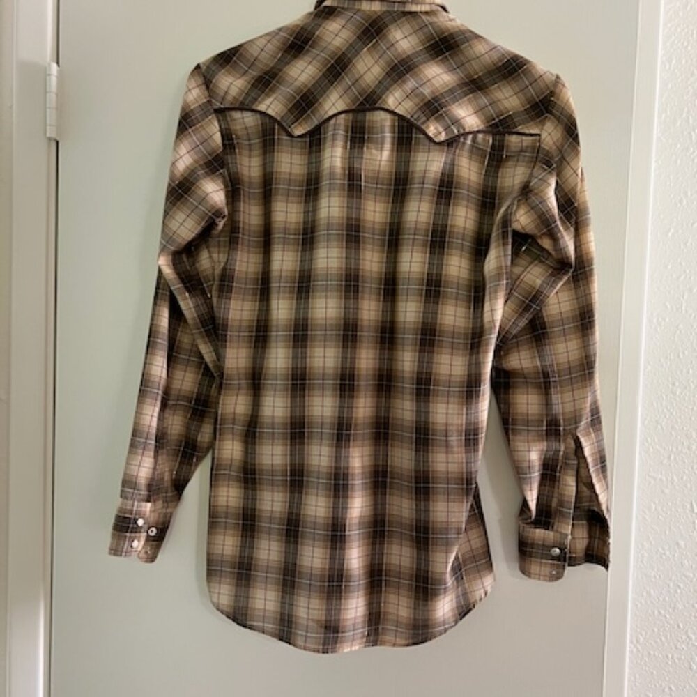 Vintage Levi’s Plaid Button Up - Picture 3 of 9